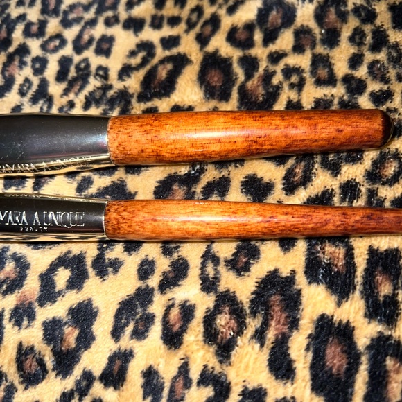 Makeup Brushes with Silver and Wooden Accents - Picture 3 of 5